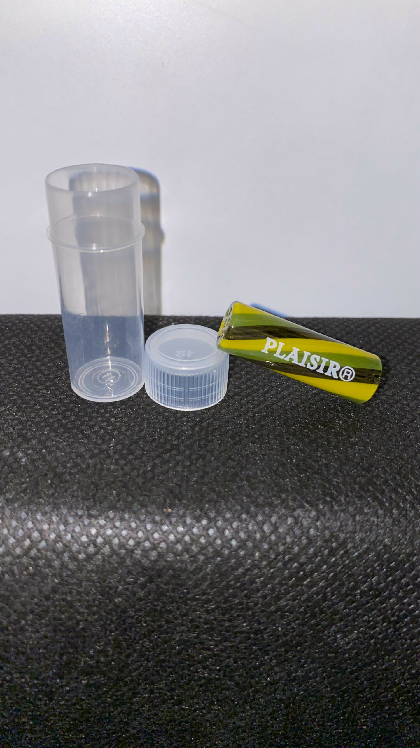 Nachhaltiger Glasfilter 10mm Gelb Schwarz Grün